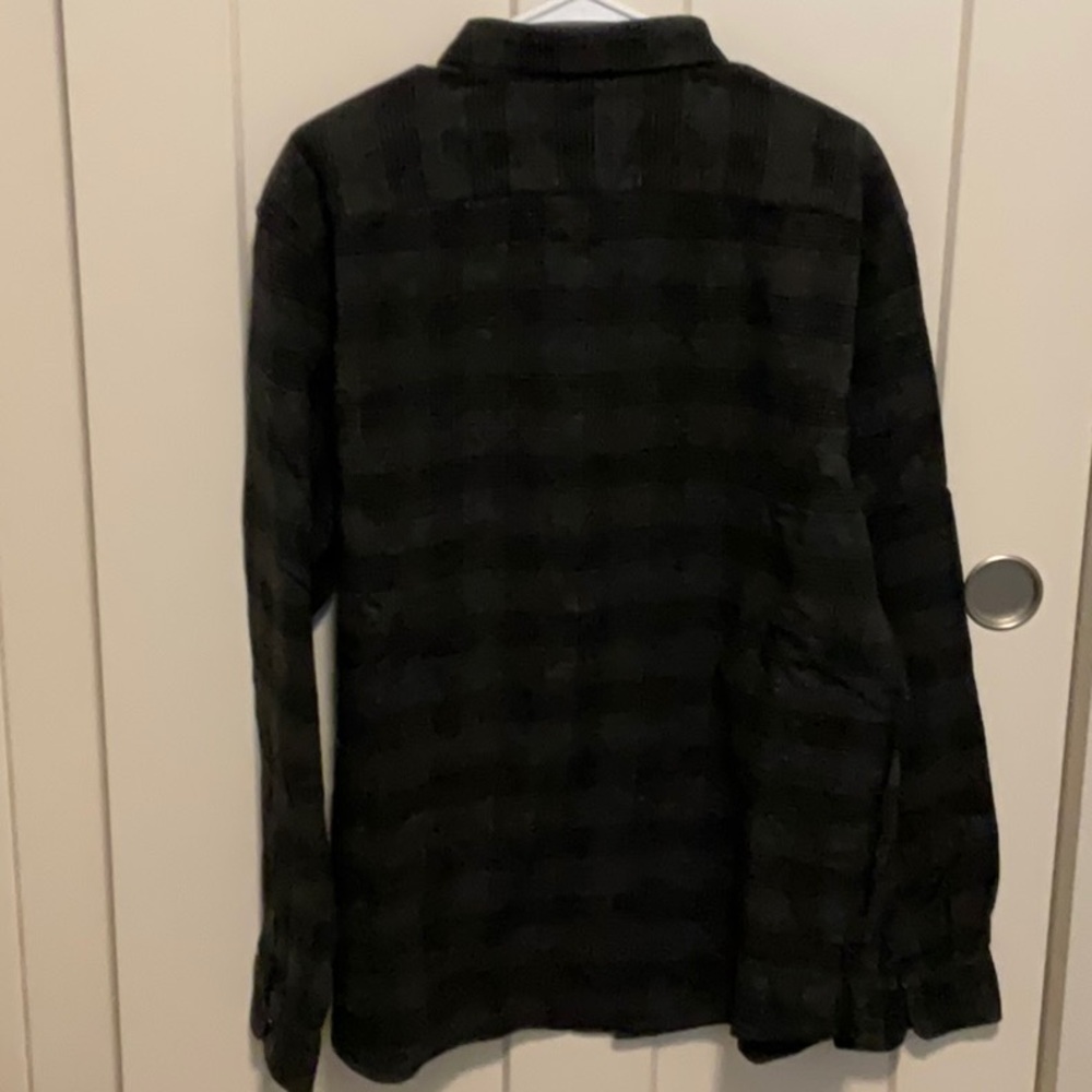 Men's Black Plaid Flannel - Picture 3 of 3
